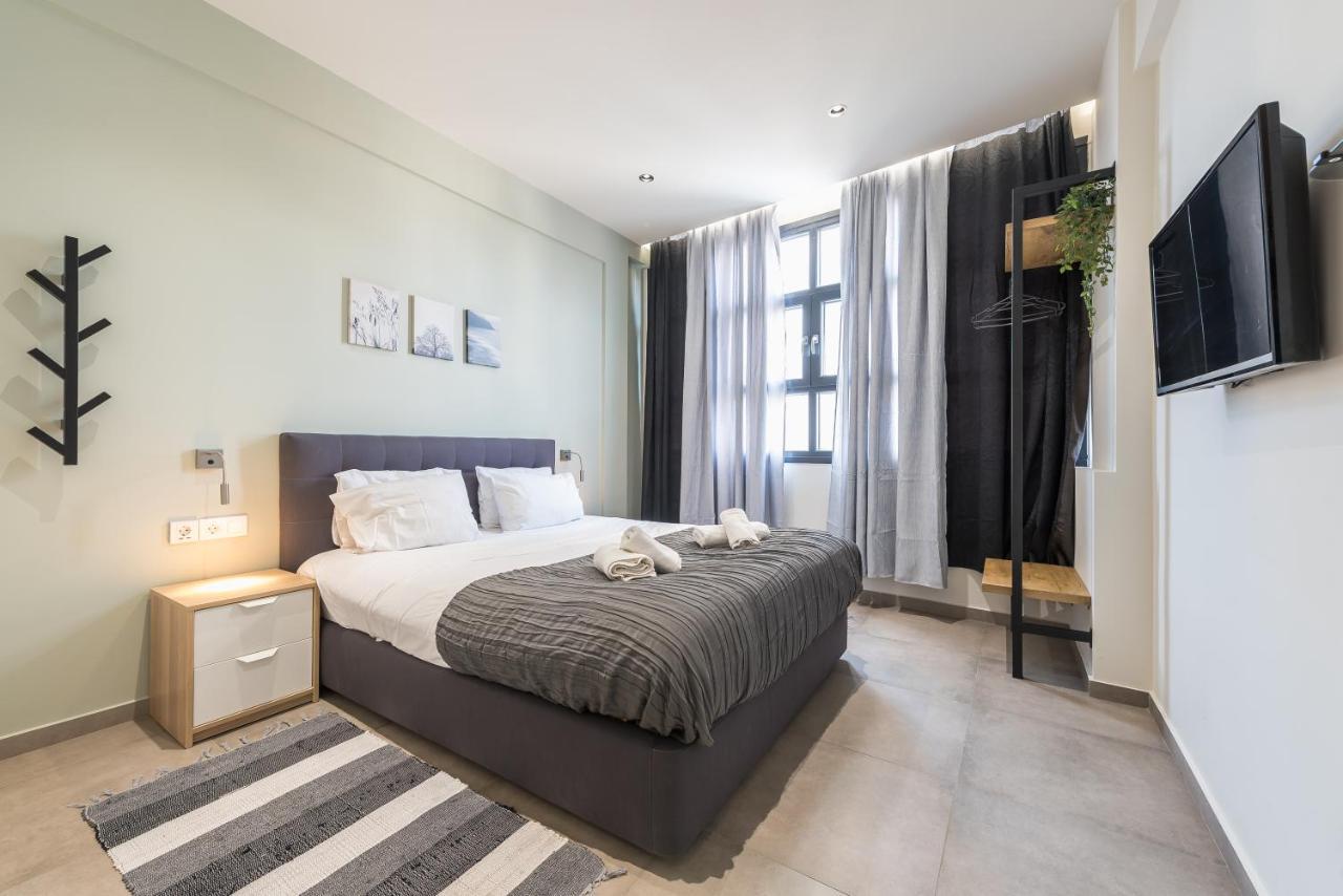 Filia Place Athena Bagian luar foto