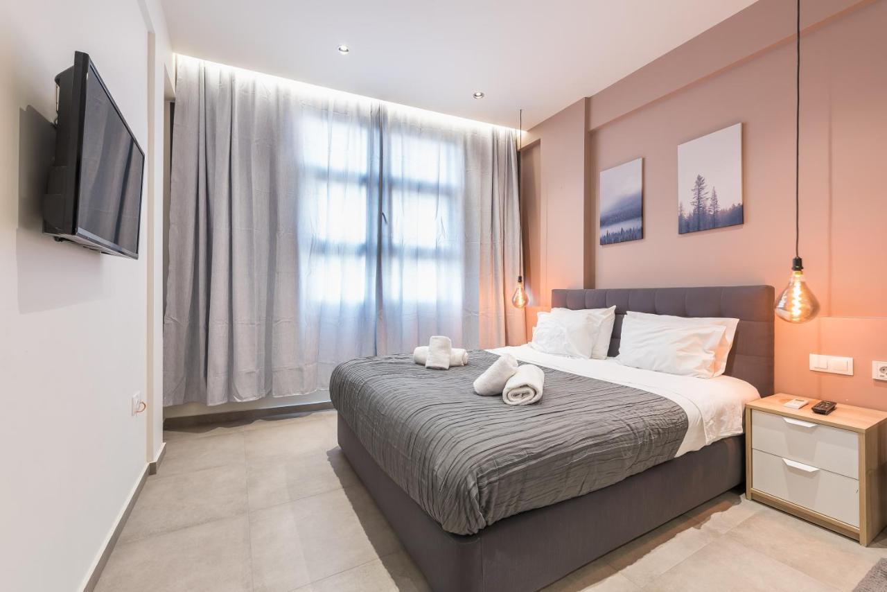 Filia Place Athena Bagian luar foto