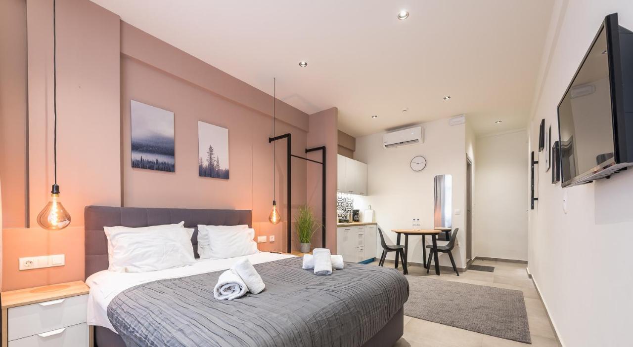 Filia Place Athena Bagian luar foto