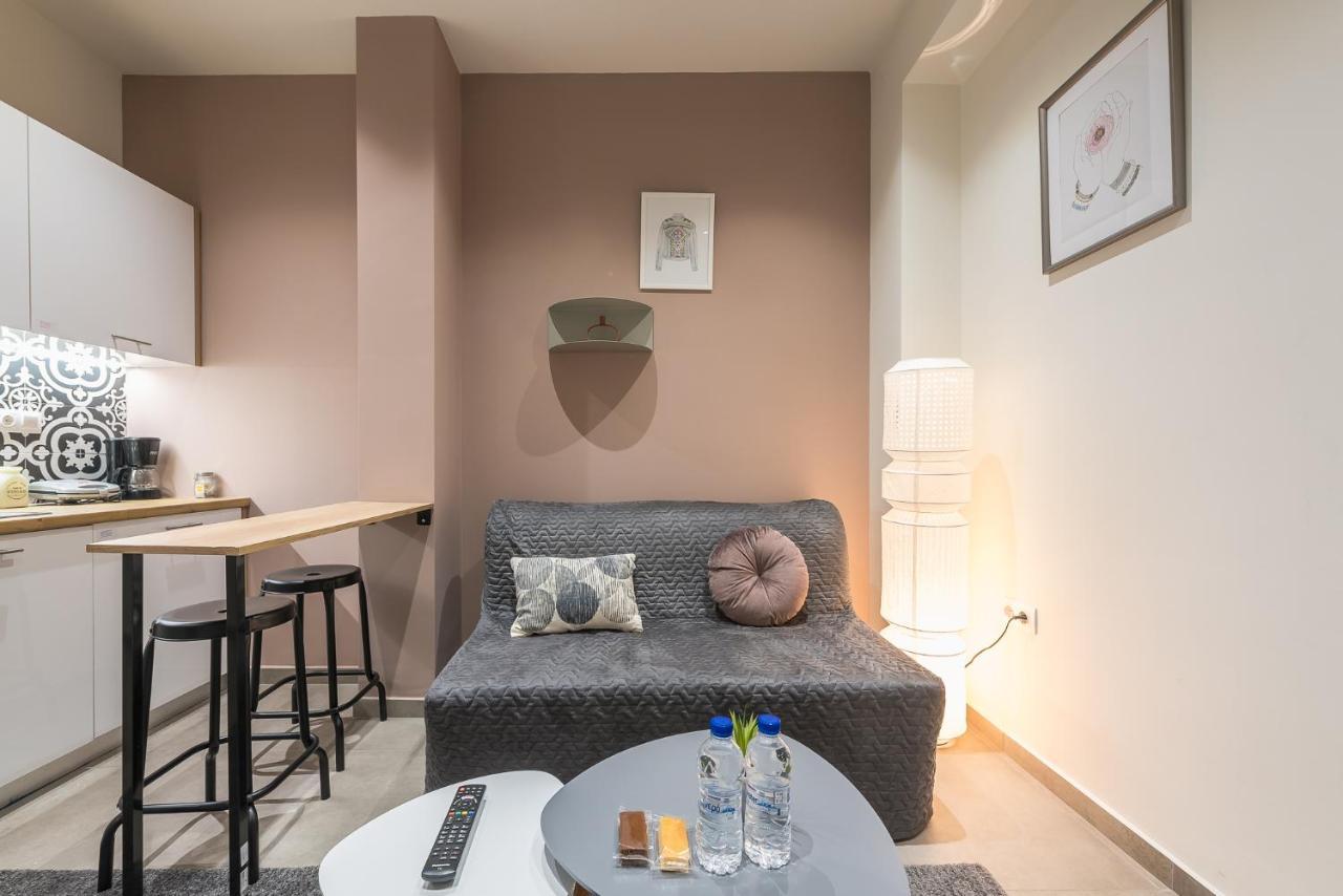 Filia Place Athena Bagian luar foto